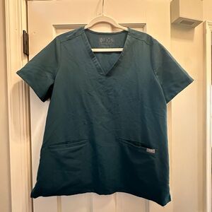 Figs women’s scrub top